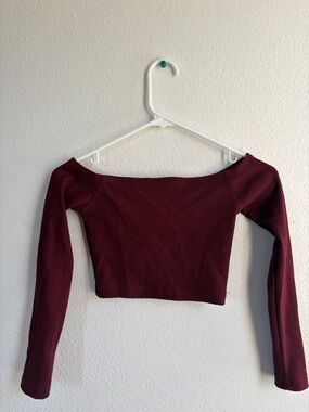 Off-Shoulder Long Sleeve Crop Top - Burgundy